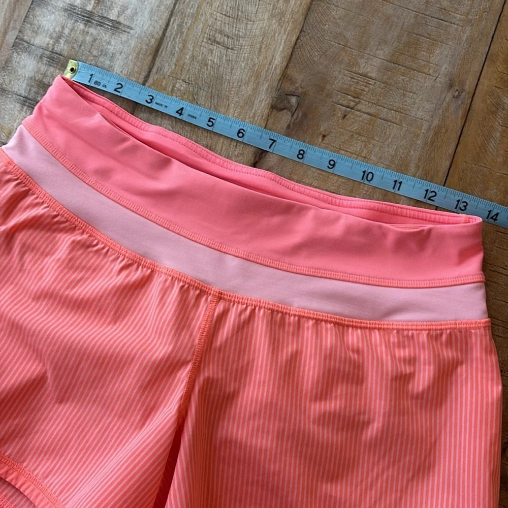 Lululemon Women's Striped Shorts size 4 - Picture 7 of 9